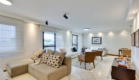 Apartamento à venda com 3 quartos, sendo 2 suítes,  em Alto da Boa Vista, São Paulo, SP