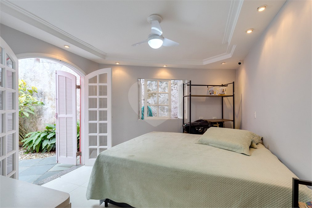 Casa à venda com 4 suítes em Jardim Marajoara, São Paulo, SP