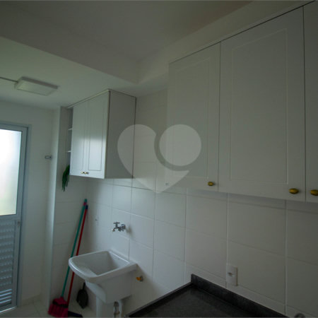 Apartamento para alugar com 2 quartos, sendo 1 suíte, em Chácaras Manão, Mairinque, SP
