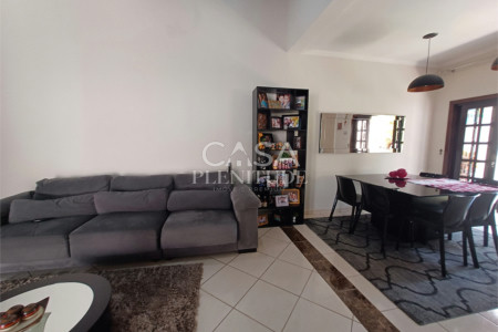 Casa Térrea à venda com 3 quartos, sendo 1 suíte, em Jardim Bandeirantes, Sorocaba, SP