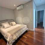 Apartamento à venda com 3 quartos, sendo 2 suítes, em Vila Olímpia, São Paulo, SP
