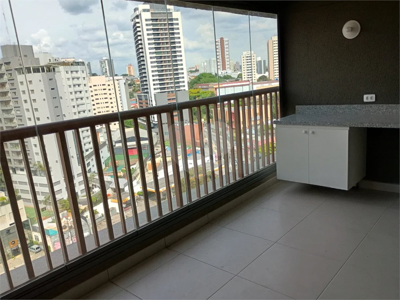 Apartamento para alugar com 2 quartos, sendo 1 suíte, em Jardim Prudência, São Paulo, SP
