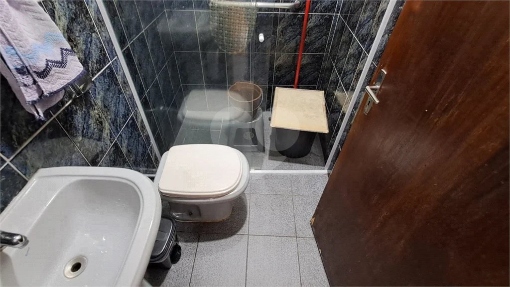 Casa Assobradada à venda | 209 m² | 3 dormitórios | Edícula | 3 vagas na Parada Inglesa!