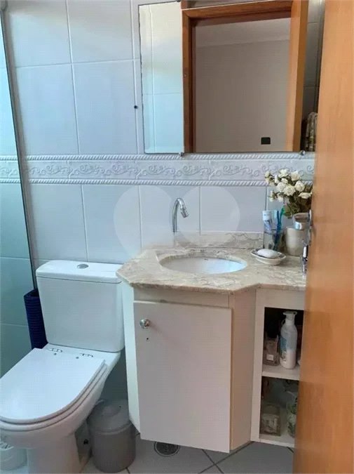 Apartamento em Atibaia com 2 dormitórios (1 suíte), 1 vaga de garagem, elevador, área de lazer com piscina