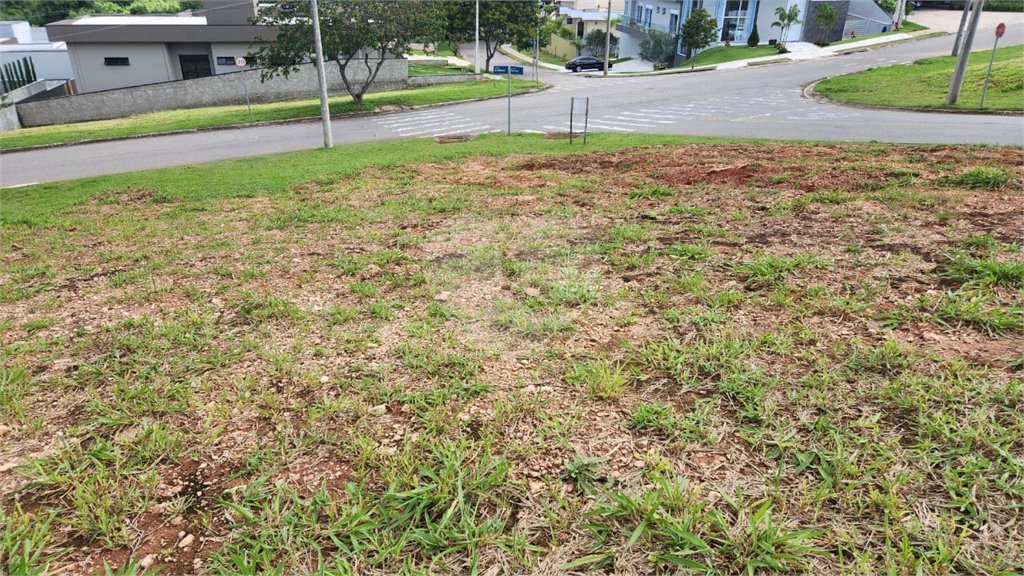 Terreno à venda no condomínio Santa Isabel I, Louveira - SP