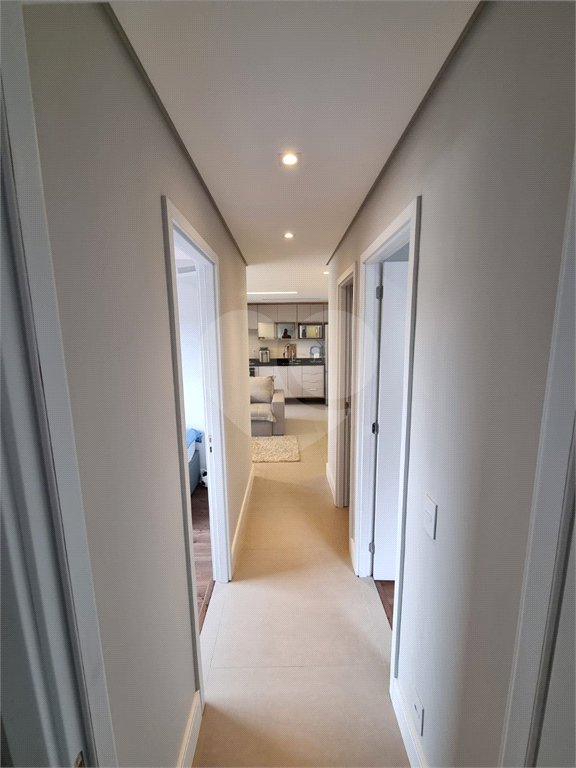 Apartamento à venda com 3 quartos, sendo 1 suíte,  em Ferreira, São Paulo, SP