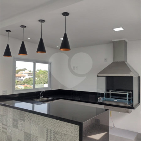 Casa à venda com 4 suítes no condomínio Estância Marambaia, Vinhedo - SP