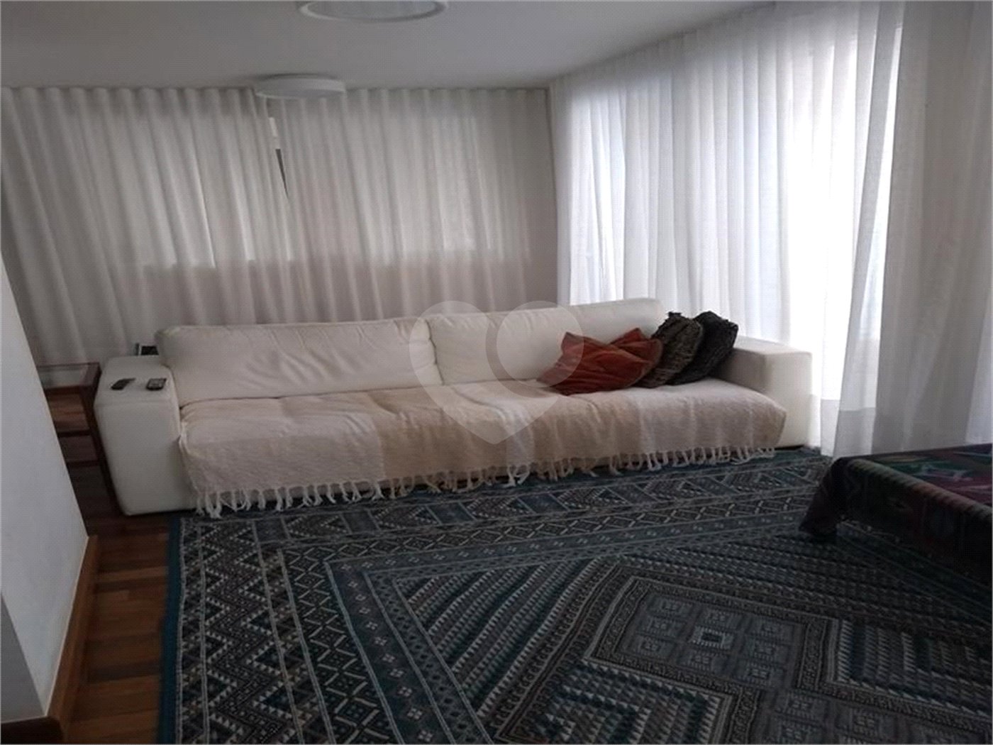 Casa à venda com 5 suítes em Vila Pirajussara, São Paulo, SP
