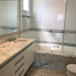Apto 220 metros no Campo Belo. varanda, 5 vagas, 3 suítes. Visite