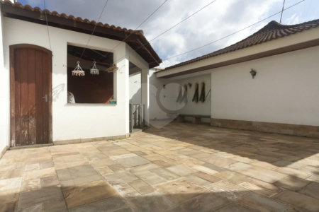 Casa à venda com 4 suítes em Jardim Franca, São Paulo, SP