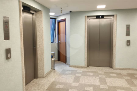 Sala comercial para locação em Moema
