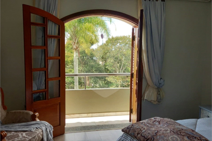 Casa à venda com 4 suítes no condomínio Bibi II, São Paulo - SP