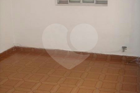 Casa térrea com 2 dorm. na Saúde