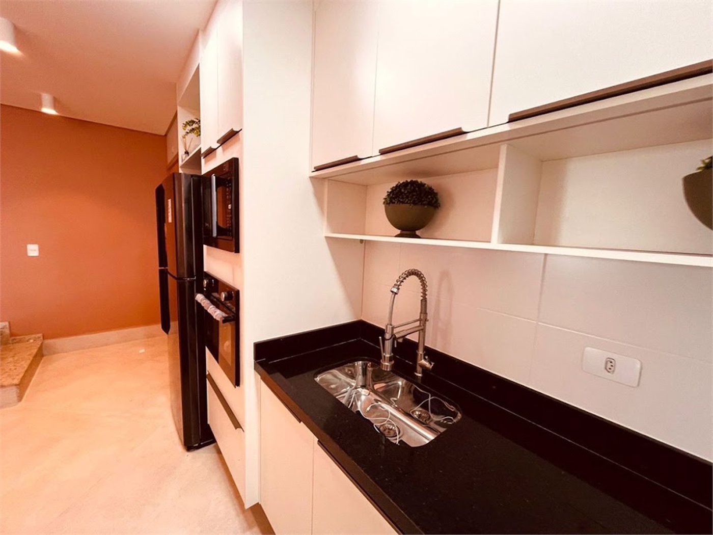 Apartamento com 3 dormitórios à venda, 285 m² por R$ 3.490.000,00 - Jardim Virginia - Guarujá/SP
