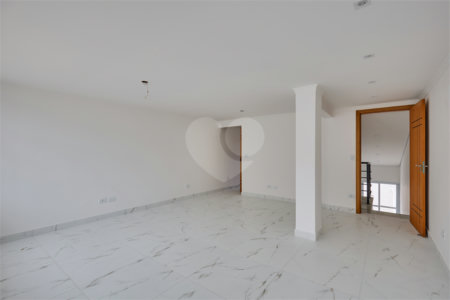 Sobrado à venda com 2 quartos, sendo 1 suíte,  em Jardim Prudência, São Paulo, SP