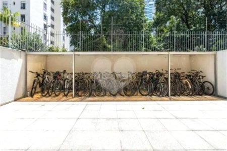 Apartamento à venda com 2 quartos, sendo 1 suíte, em Pinheiros, São Paulo, SP