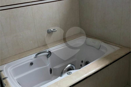 Apartamento à venda com 4 suítes em Vila Oliveira, Mogi das Cruzes, SP