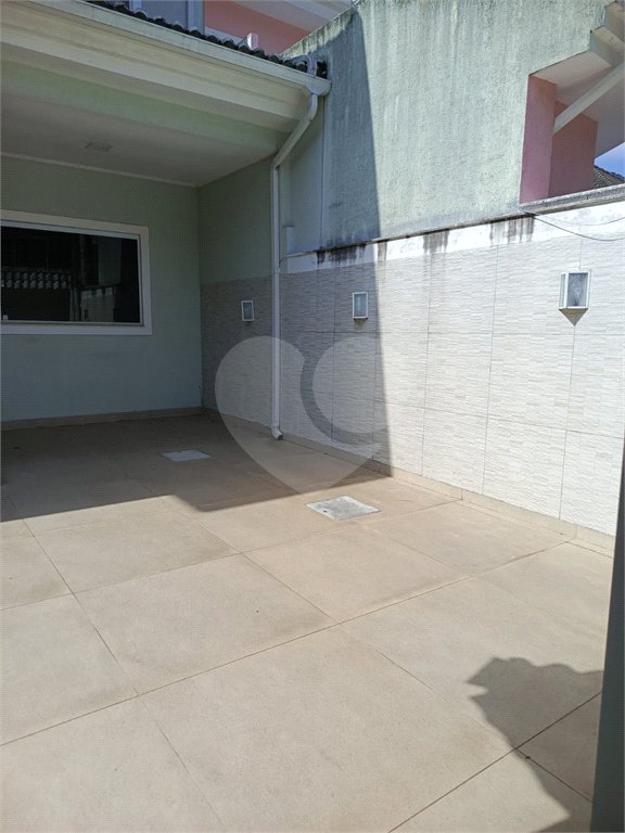 Casa à venda com 4 quartos, sendo 1 suíte, no condomínio Atlantico Sul, Rio de Janeiro - RJ