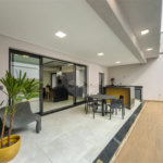 Casa à venda com 3 suítes no condomínio Jardim Residencial Dona Maria José, Indaiatuba - SP