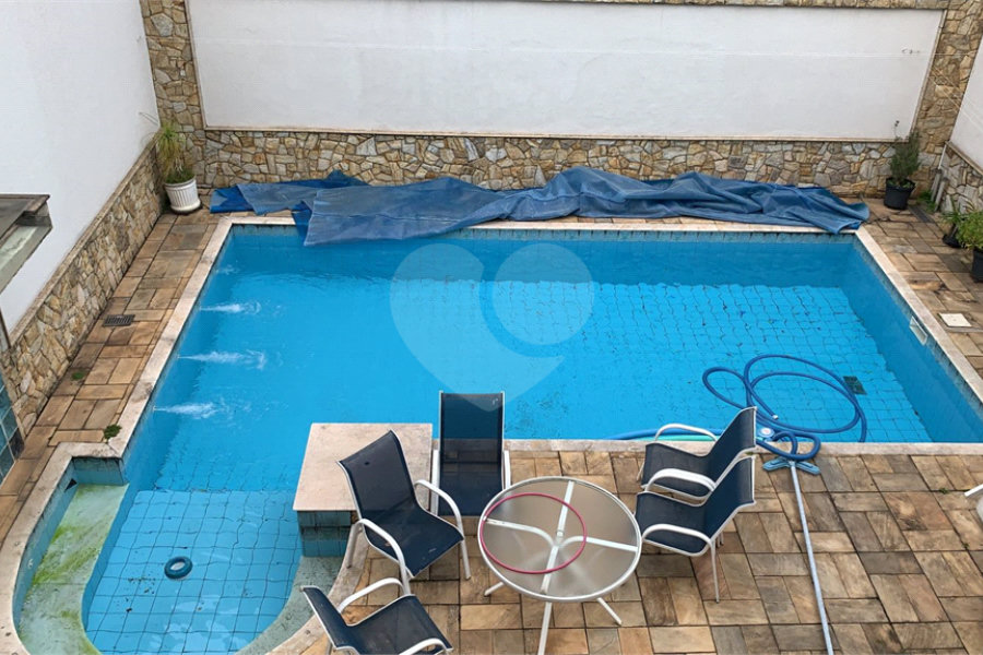 Sobrado à venda com 4 suítes em Vila Lucia, São Paulo, SP