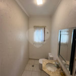 Casa à venda com 4 quartos, sendo 2 suítes,  no condomínio Arujá 5, Arujá - SP