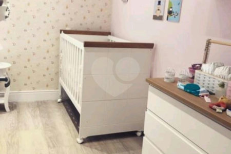 Casa Térrea à venda com 5 quartos, sendo 2 suítes, em Água Fria, São Paulo, SP