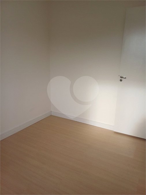 Apartamento à venda com 2 quartos em Lageado, Cotia, SP