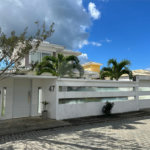 Casa à venda com 5 quartos, sendo 1 suíte, em Caravelas, Armação dos Búzios, RJ