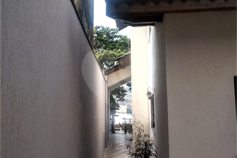 Sobrado à venda com 3 suítes em Jardim Leonor Mendes de Barros, São Paulo, SP