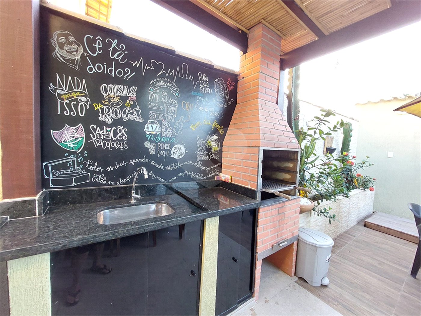 Casa à venda com 2 quartos, sendo 1 suíte,  em São José, Armação dos Búzios, RJ