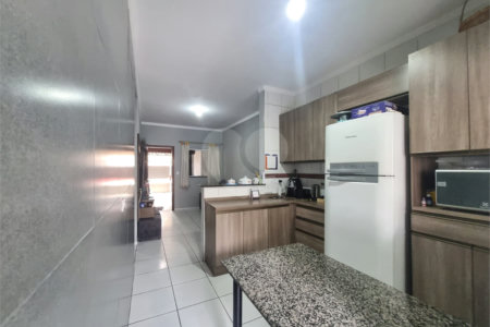 Casa à venda com 2 quartos, sendo 1 suíte,  em Aparecidinha, Sorocaba, SP