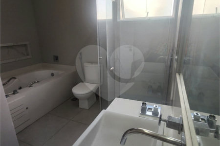 Casa à venda ou para alugar com 4 suítes no condomínio Residencial Jaguary, São José dos Campos - SP