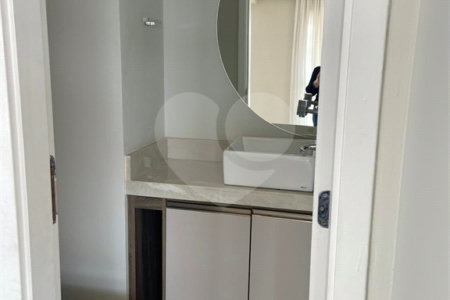 Apartamento à venda com 3 suítes em Casa Branca, Santo André, SP