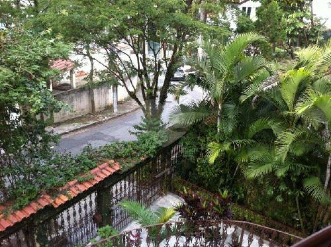 Sobrado à venda com 6 quartos, sendo 4 suítes, em Barro Branco (zona Norte), São Paulo, SP