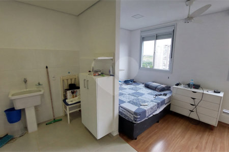 Apartamento à venda com 1 quarto em Santo Amaro, São Paulo, SP
