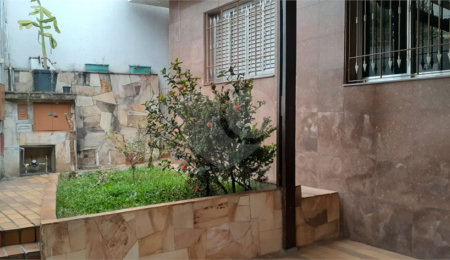 Casa à venda com 3 quartos, sendo 1 suíte,  em Parque Vitória, São Paulo, SP