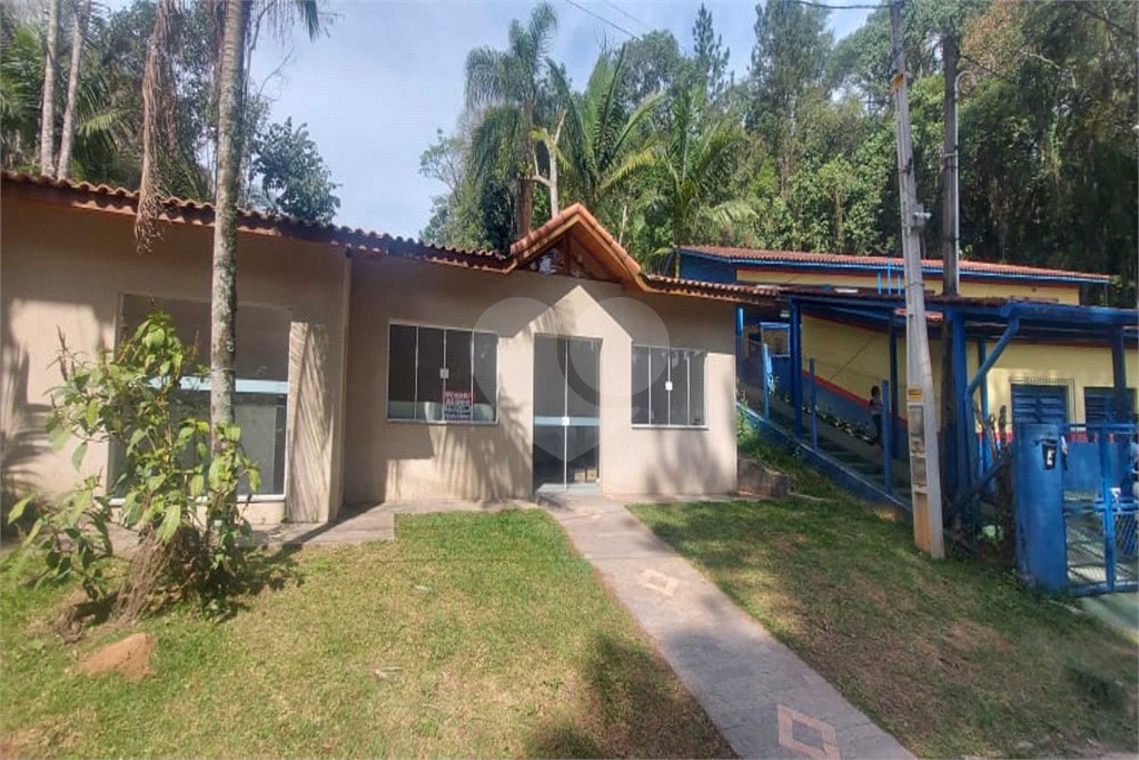 Casa à venda com 5 suítes no condomínio Cinco Lagos, Mairiporã - SP
