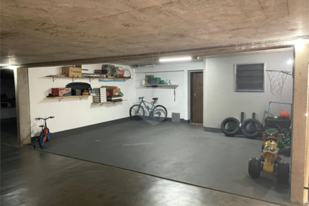 Casa à venda com 3 quartos, sendo 1 suíte, no condomínio Residencial Via Veneto, São Paulo - SP