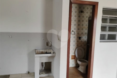 Sobrado à venda com 3 quartos, sendo 1 suíte,  em Jardim Jabaquara, São Paulo, SP