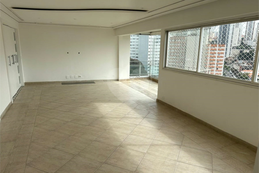 Apartamento para alugar com 3 suítes em Santana, São Paulo, SP