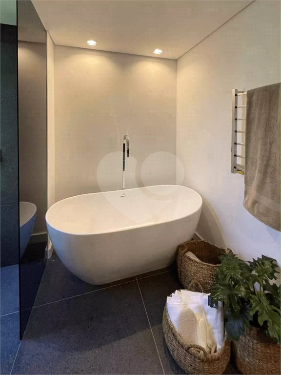 Apartamento à venda com 3 suítes em Brooklin Paulista, São Paulo, SP