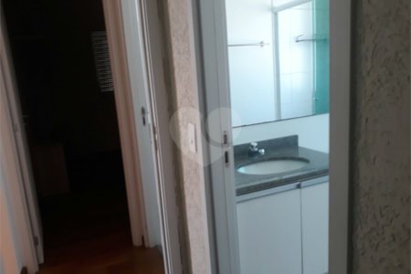 Apartamento à venda ou para alugar com 2 quartos, sendo 1 suíte, em Jardim Carambeí, São Roque, SP