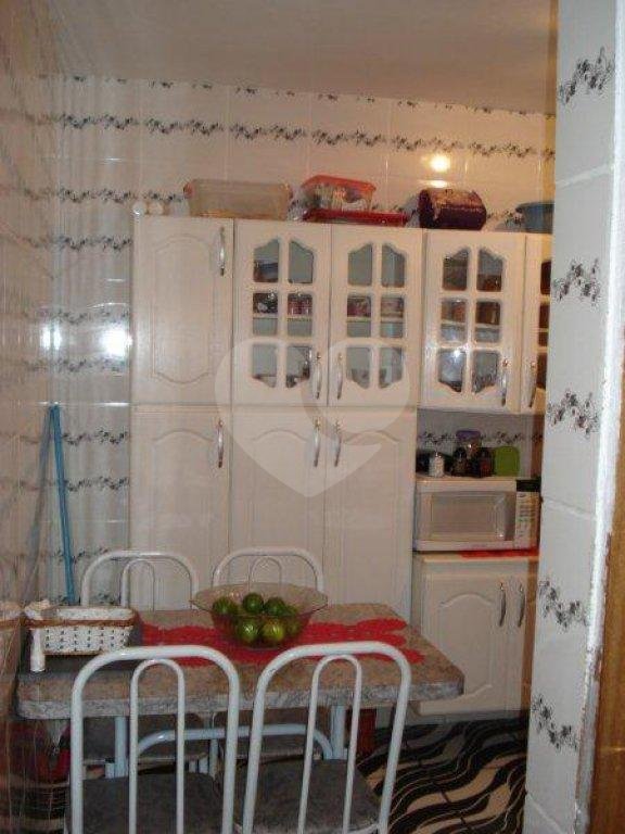 Sobrado à venda com 5 quartos, sendo 1 suíte, em Interlagos, São Paulo, SP