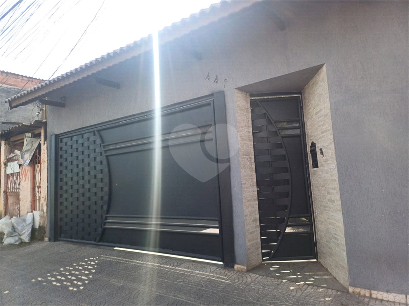 Sobrado à venda com 3 quartos em Calmon Viana, Poá, SP