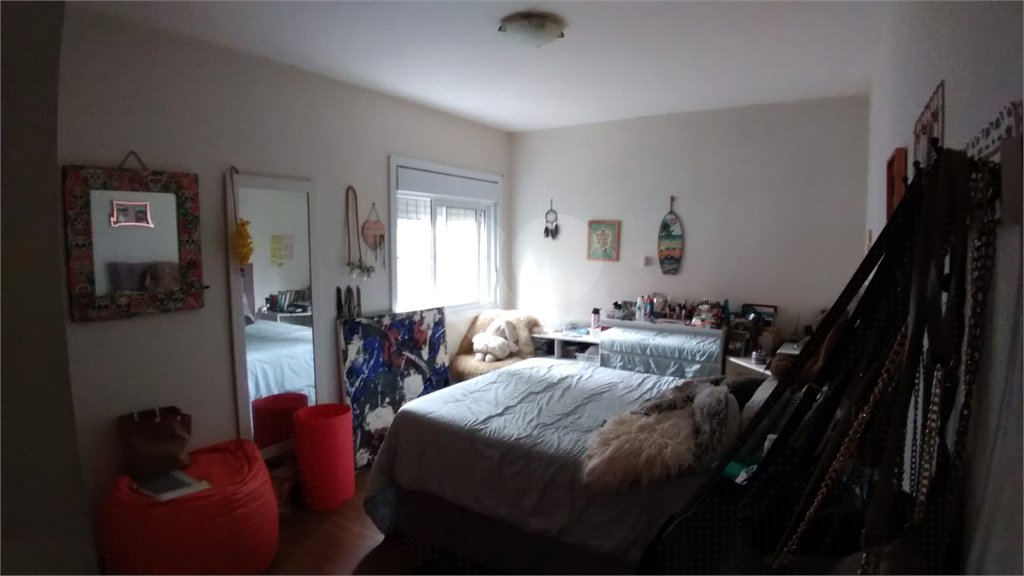 Apartamento à venda com 3 quartos, sendo 1 suíte, em Pinheiros, São Paulo, SP