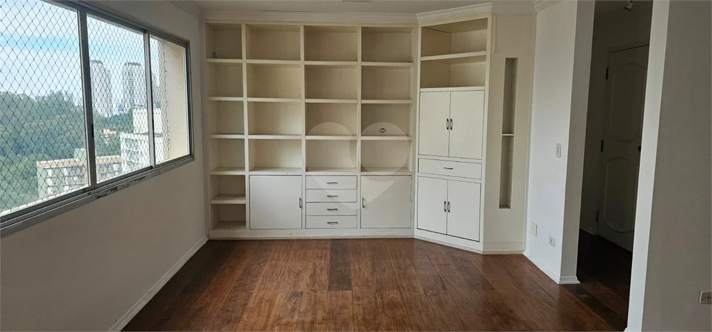 Apartamento à venda com 4 quartos, sendo 1 suíte,  em Jardim Ampliação, São Paulo, SP