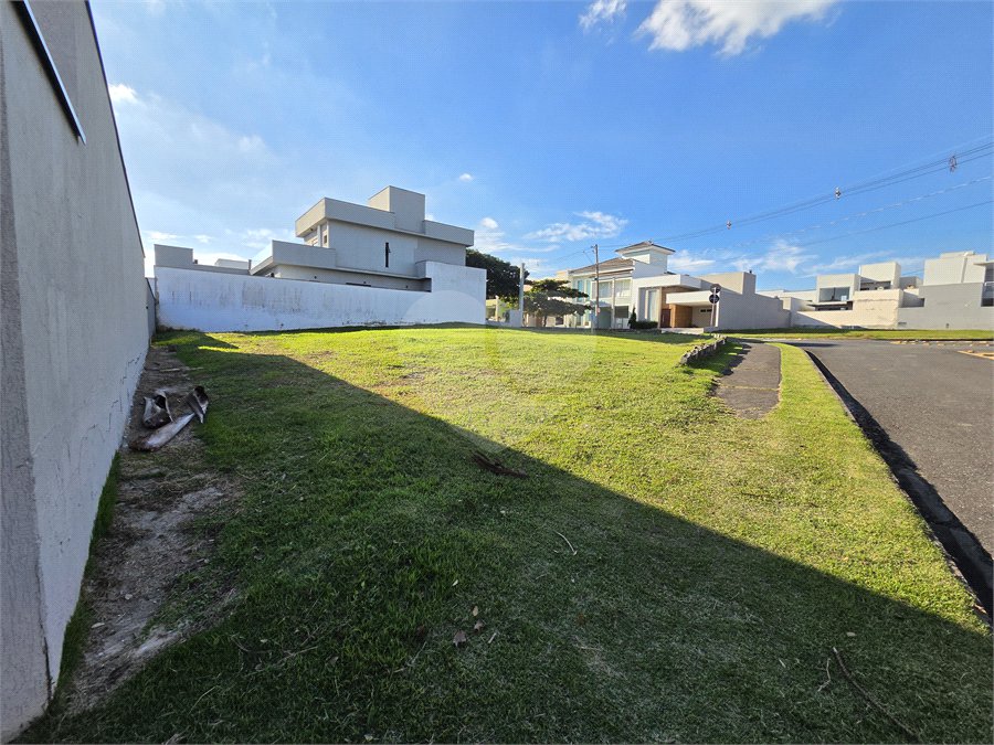 Terreno à venda no condomínio Residencial Le France, Sorocaba - SP