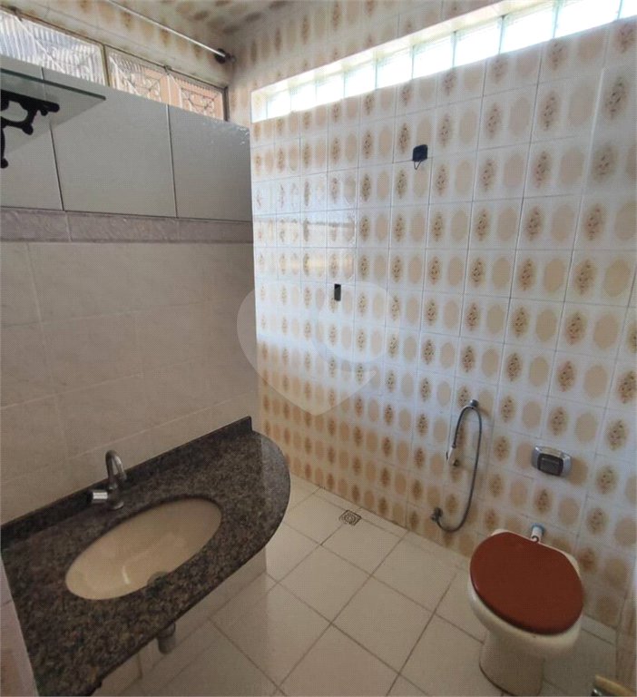 Casa à venda com 3 quartos, sendo 1 suíte, em Santa Cruz, Rio de Janeiro, RJ
