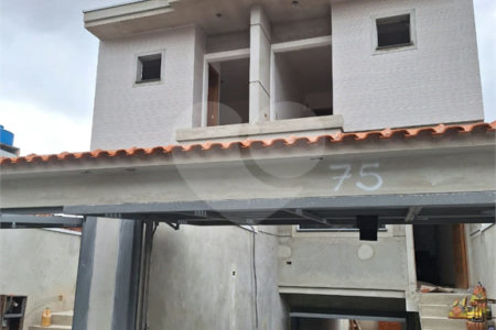 Sobrado à venda com 3 quartos, sendo 1 suíte, em Vila Medeiros, São Paulo, SP
