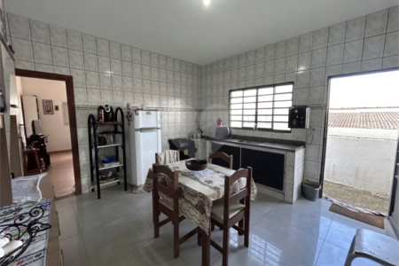Casa à venda com 2 quartos, sendo 1 suíte, em Jardim Thomaz Guedes, Tatuí, SP
